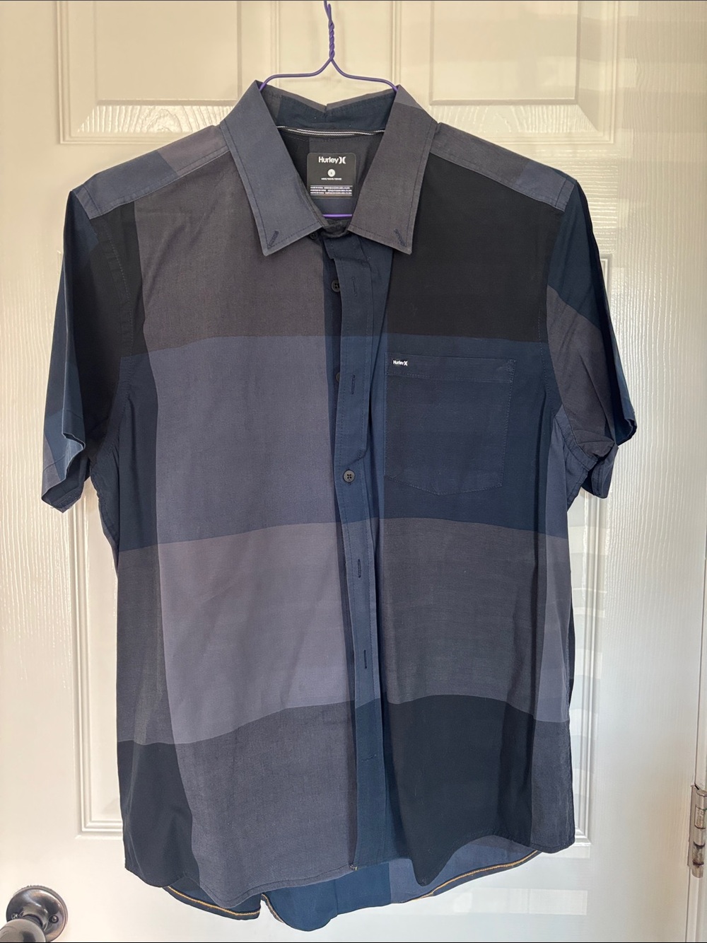 Hurley Men's Short Sleeve Button-Up Shirt - Blue Plaid - Sz L